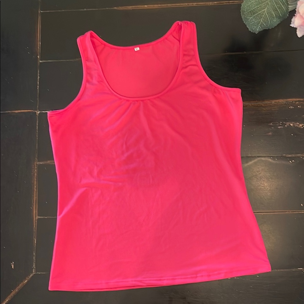 Fitted Pink Sleeveless Tank Top